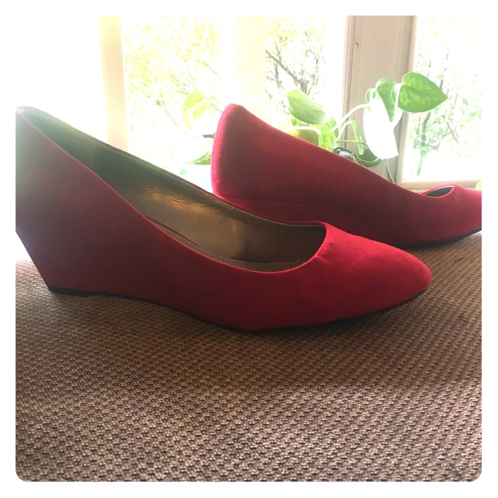 Bandolino wedge heels 👠